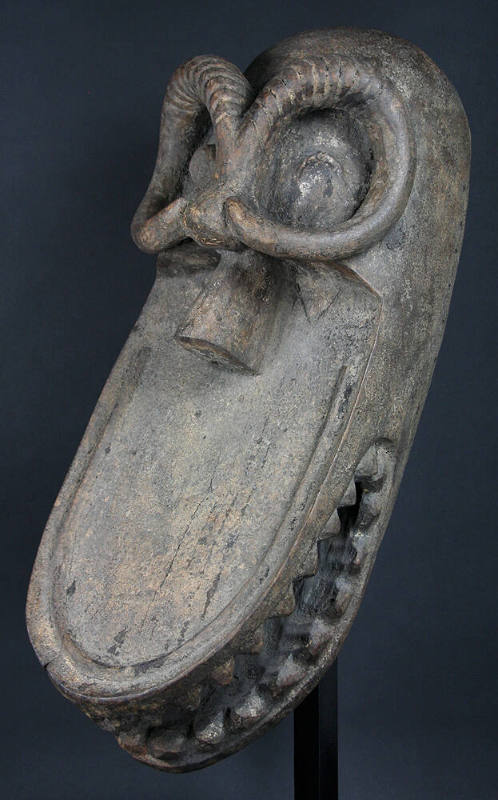 Horizontal Mask (Okobuzogui)