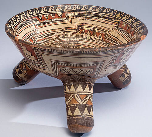 Tripod Bowl